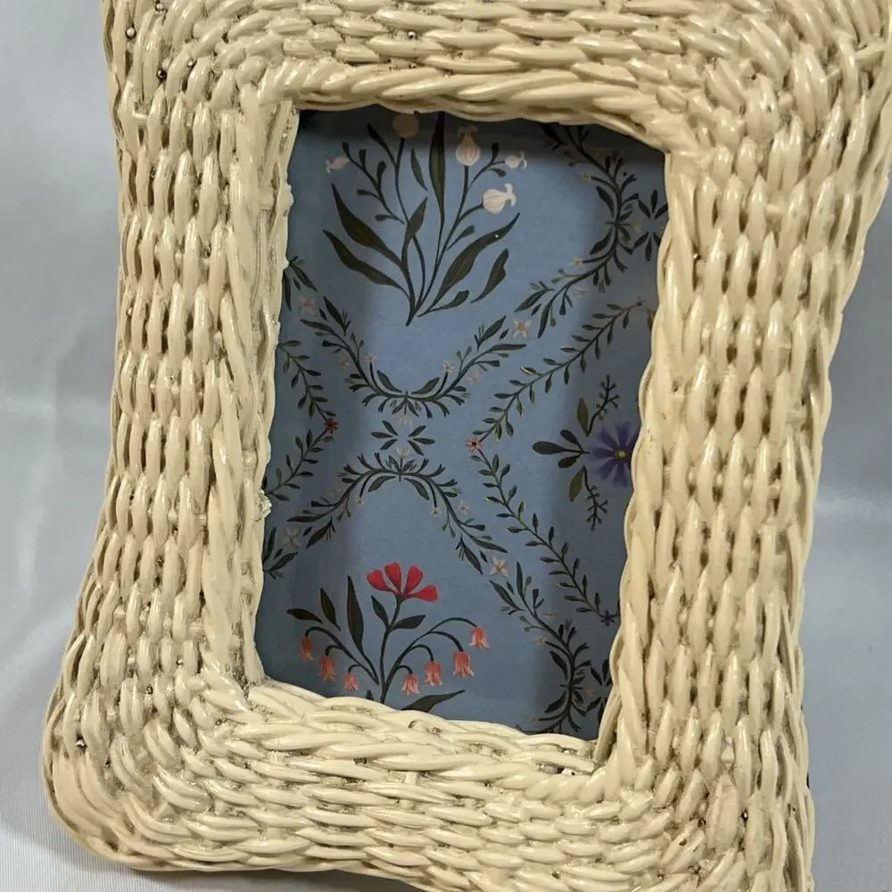 Vintage Lucid Lines 1979 Faux Wicker Frame Fits 3.5x5 Picture Photo Cream 70s